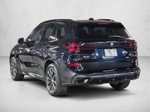 Certified 2024 BMW X5 xDrive40i w/ M Sport Package image 8