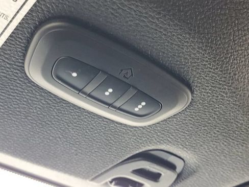 Used 2019 Jeep Wrangler Unlimited Sport S AWD/4WD image 24