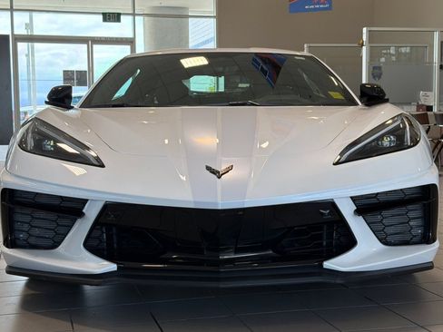 Used 2023 Chevrolet Corvette Stingray Premium Cpe w/ Z51 Performance Package RWD image 9