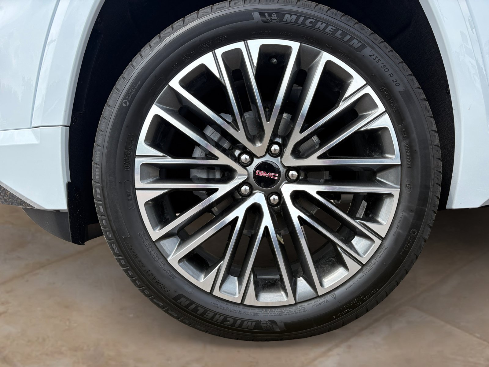 New 2027 GMC Terrain Denali w/ LPO, Floor Liner Package AWD/4WD image 31
