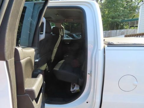 Used 2016 GMC Sierra 1500 SLE w/ SLE Value Package AWD/4WD image 11