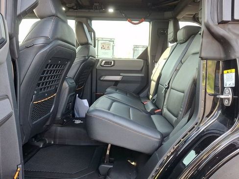 Used 2022 Ford Bronco Badlands AWD/4WD image 13