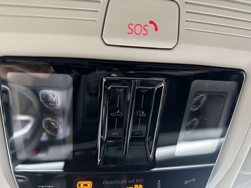 New 2026 Volkswagen Tiguan SE image 12