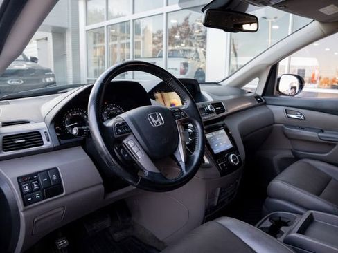 Used 2016 Honda Odyssey Touring image 21