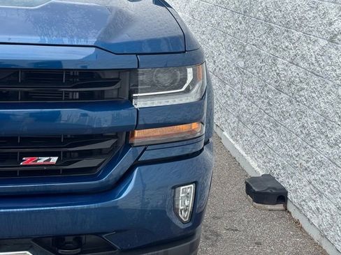 Used 2018 Chevrolet Silverado 1500 LT w/ All Star Edition image 8
