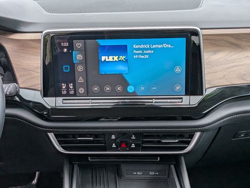Used 2026 Volkswagen Atlas SE FWD image 21