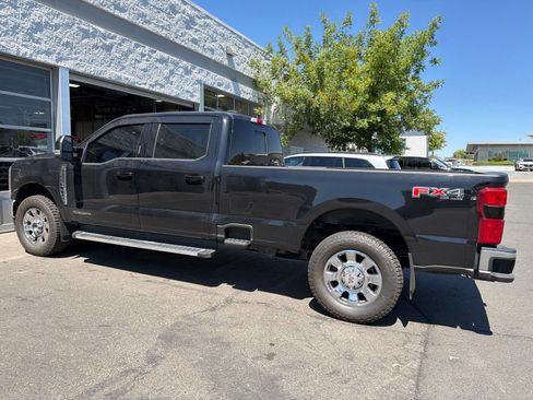 Used 2023 Ford F250 Lariat AWD/4WD image 4