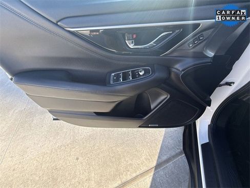 Used 2021 Subaru Outback Limited image 13