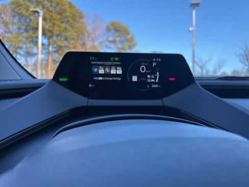 New 2026 Toyota Prius LE image 7