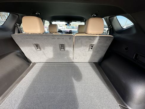 Used 2024 Chevrolet Blazer Premier image 26