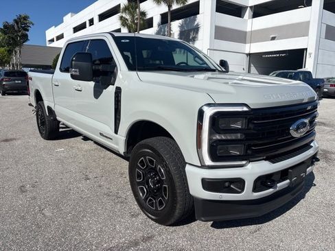 Used 2025 Ford F350 Platinum image 1