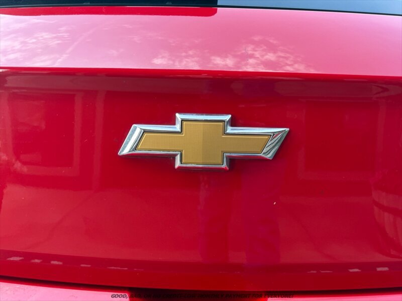 Used 2017 Chevrolet Cruze LT w/ Sun And Sound Package FWD image 31