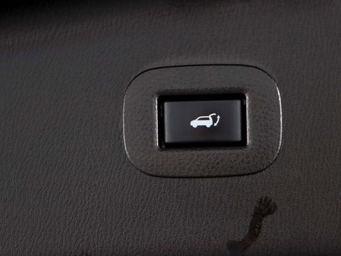 Used 2022 INFINITI QX80 Premium Select w/ All-Season Package RWD image 34