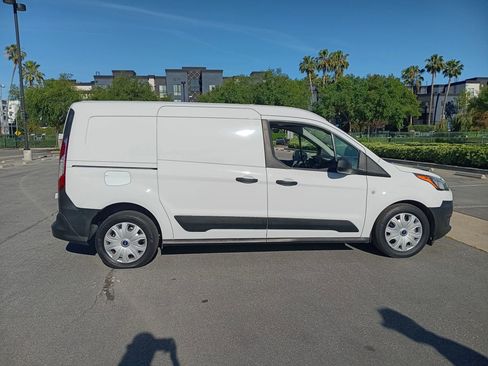 Used 2020 Ford Transit Connect XL FWD image 4