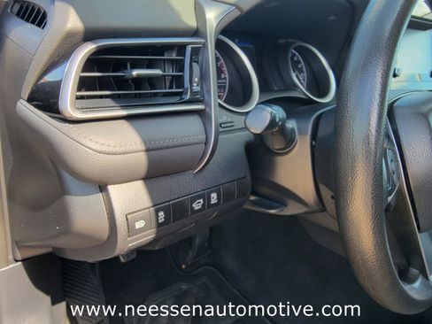 Used 2023 Toyota Camry LE image 17