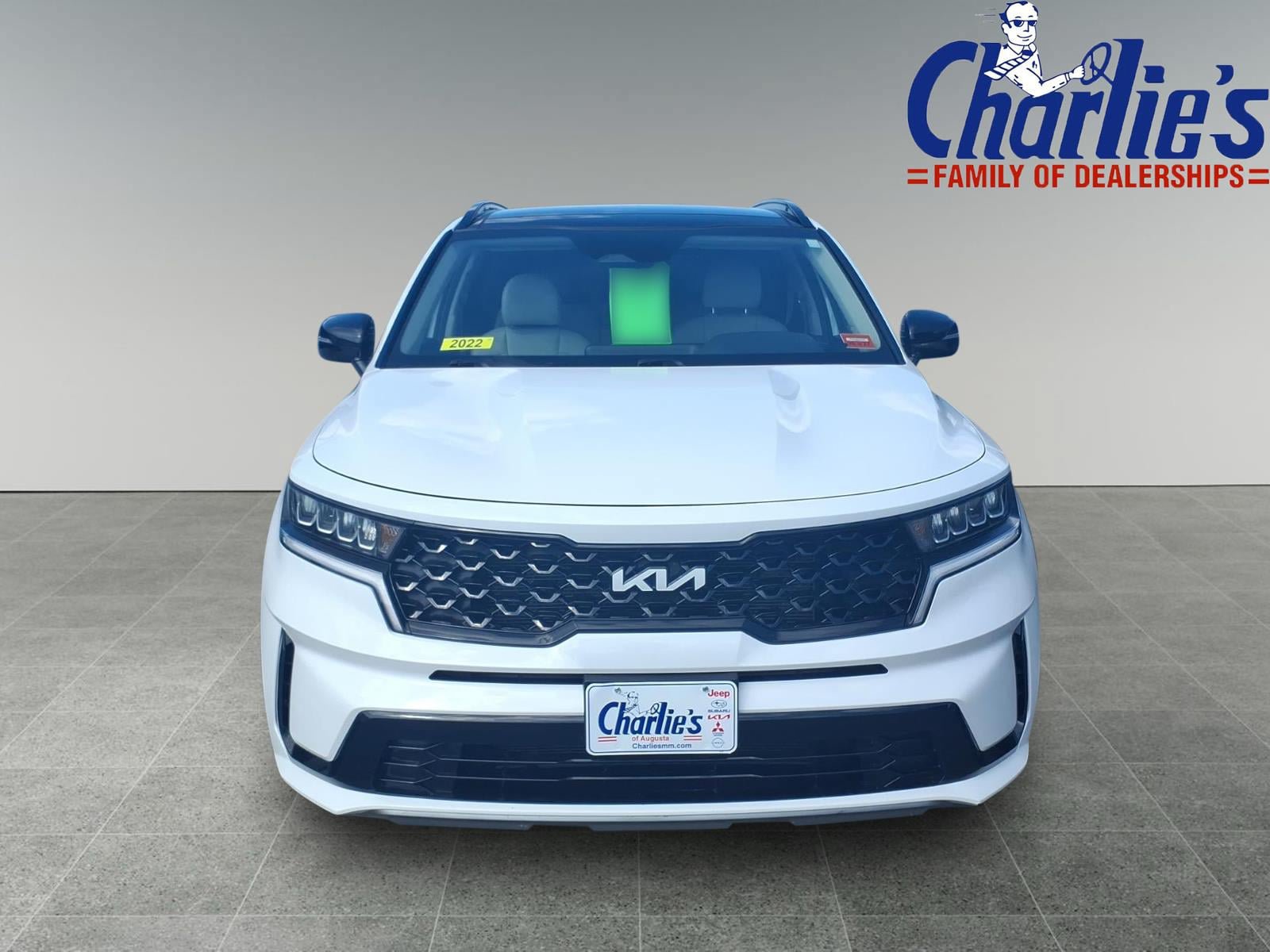 Used 2022 Kia Sorento S w/ Panoramic Sunroof Package FWD image 2