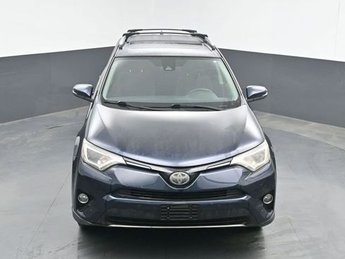 Used 2017 Toyota RAV4 XLE AWD/4WD image 14