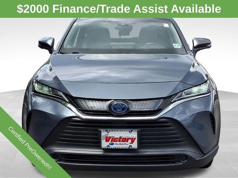 Used 2022 Toyota Venza LE AWD/4WD image 2