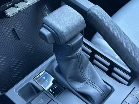 New 2025 Toyota Tacoma SR5 image 18