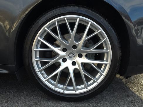 Used 2017 Porsche Panamera 4S w/ Premium Package Plus image 51