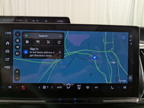 Used 2025 Ford Expedition Platinum image 27