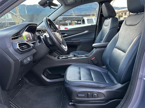 Used 2023 Chevrolet Bolt EUV Premier w/ Sun & Sound Package image 21