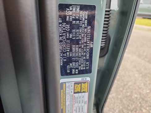 New 2026 Kia Niro EX image 29