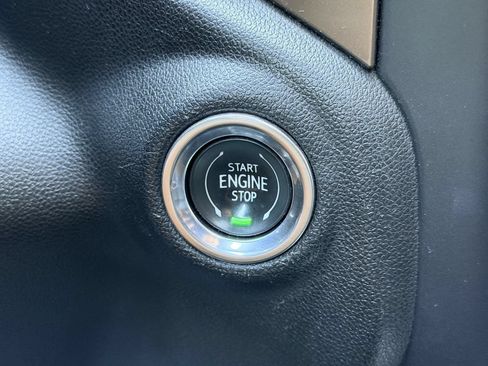 Certified 2020 Chevrolet Silverado 1500 High Country w/ Technology Package AWD/4WD image 23