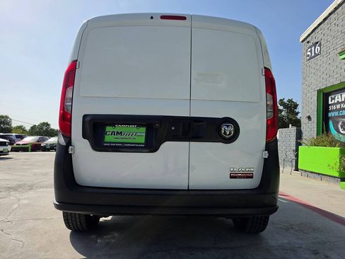 Used 2017 RAM ProMaster City Tradesman FWD image 13