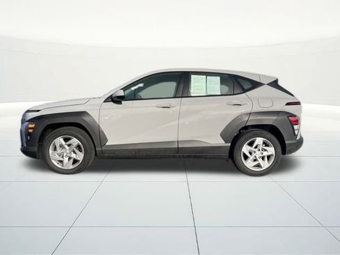 Certified 2026 Hyundai Kona SE image 2