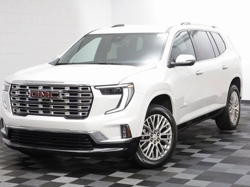 Used 2024 GMC Acadia Denali w/ LPO, Floor Liner Package image 1