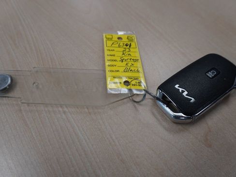 Used 2023 Kia Sportage EX FWD image 32