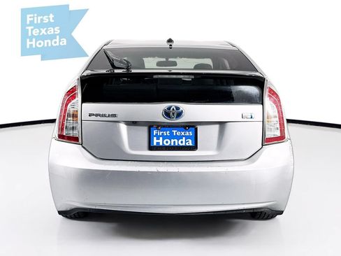 Used 2014 Toyota Prius Three FWD image 6