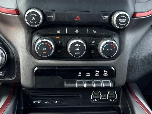 Used 2019 RAM 1500 Rebel w/ Rebel Level 2 Equipment Group AWD/4WD image 11
