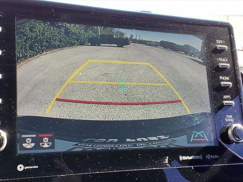 Used 2022 Toyota Camry XSE image 13