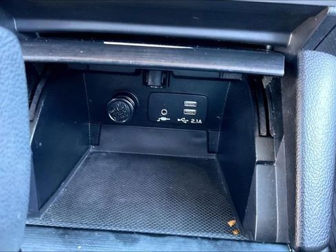 Used 2019 Subaru Outback 3.6R Limited AWD/4WD image 15