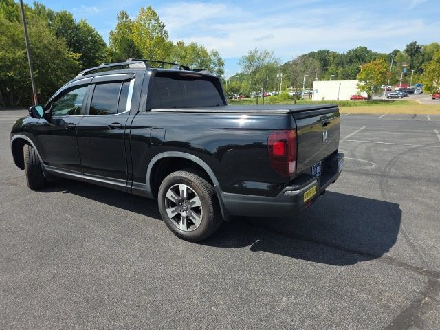 Used 2017 Honda Ridgeline RTL-T image 3