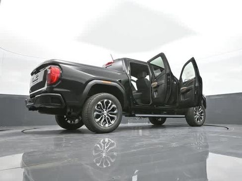 New 2026 GMC Canyon Denali image 93