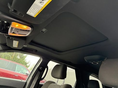 Used 2018 Dodge Durango SXT w/ Quick Order Package 2BB AWD/4WD image 15