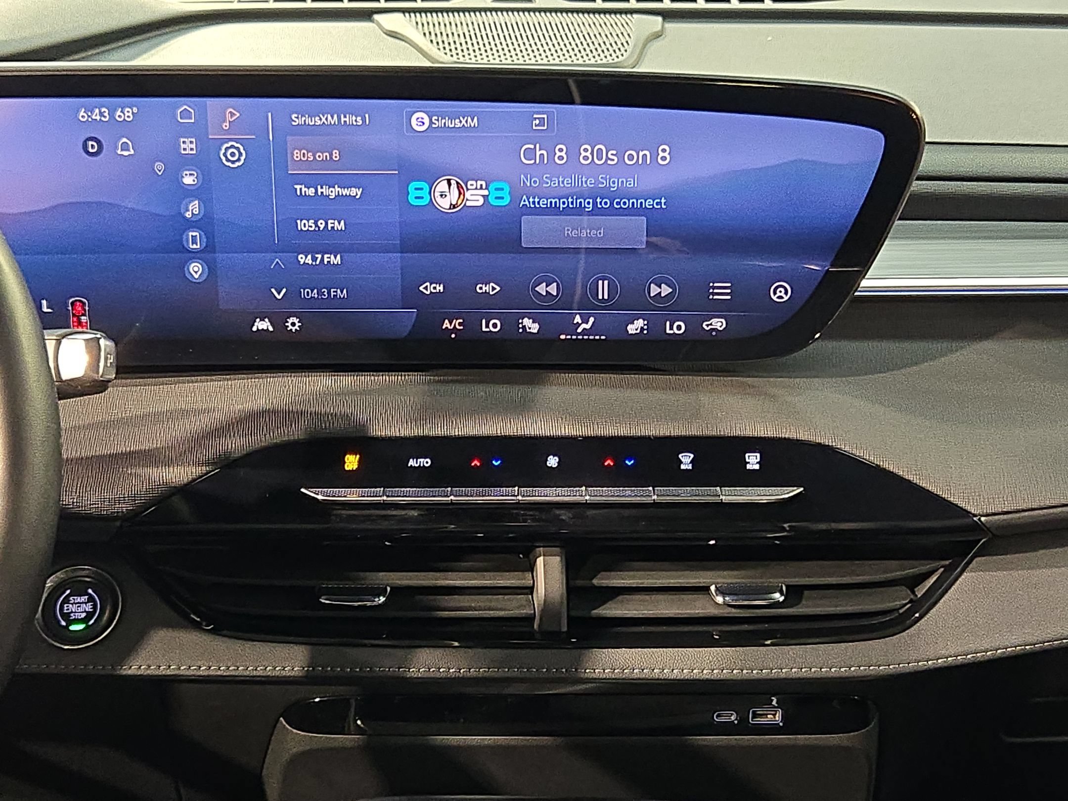Used 2025 Buick Enclave Preferred FWD image 16
