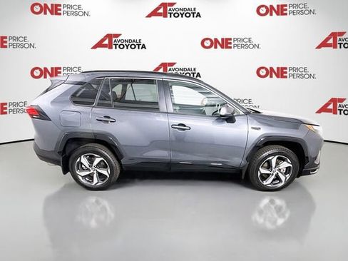 Used 2024 Toyota RAV4 SE w/ Weather & Moonroof Package AWD/4WD image 8