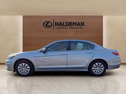 Used 2012 Honda Accord LX image 4