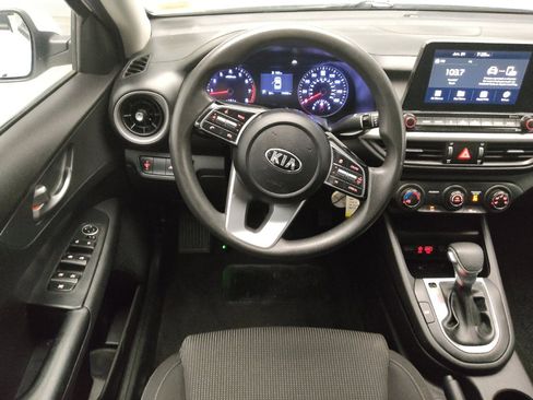 Used 2021 Kia Forte LXS FWD image 22