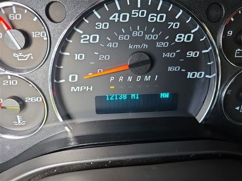 Used 2025 Chevrolet Express 3500 LT w/ LT Preferred Equipment Group RWD image 12