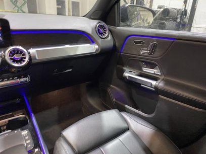 Used 2022 Mercedes-Benz GLB 250 4MATIC w/ Premium Package Lite