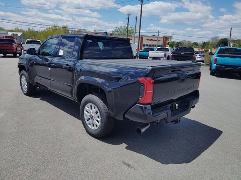 New 2026 Toyota Tacoma SR5 AWD/4WD image 3