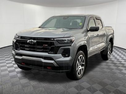 Used 2023 Chevrolet Colorado Z71 w/ Z71 Convenience Package 2