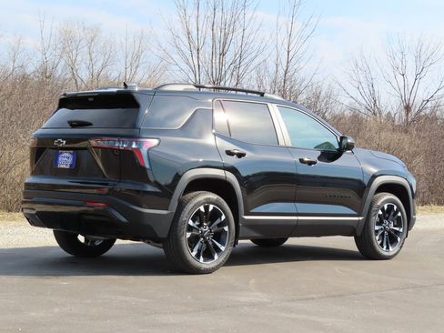New 2026 Chevrolet Equinox RS w/ Convenience Package III AWD/4WD image 3
