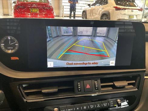 Used 2025 Lexus ES 300h F Sport w/ Accessory Package (Z1) FWD image 25