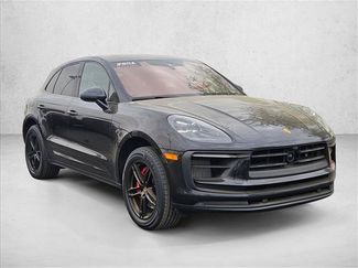 Used 2023 Porsche Macan S AWD/4WD video 3